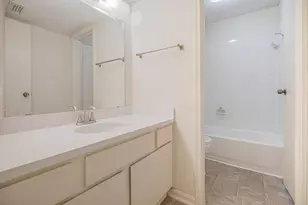 3100 Jeanetta St, Houston, TX 77063 - Photo 16