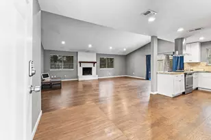 23135 Birnam Wood Blvd, Spring, TX 77373 - Photo 4