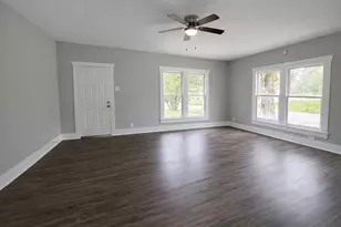 716 Olive St, Wharton, TX 77488 - Photo 2