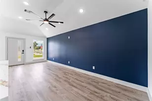 9001 Nyssa St, Houston, TX 77078 - Photo 10