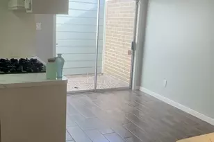 7846 Bankside Dr Dr, Houston, TX 77071 - Photo 6