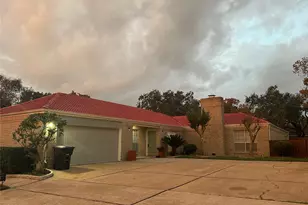 7846 Bankside Dr Dr, Houston, TX 77071 - Photo 1