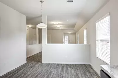 5807 Dawn Light Circle, Houston, TX 77048 - Photo 6