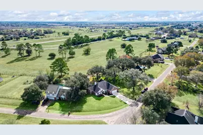 15592 Sandtrap Drive, Waller, TX 77484 - Photo 4