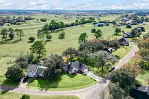 15592 Sandtrap Dr, Waller, TX 77484 - Photo 4