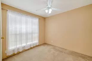 11002 Hammerly Blvd, Houston, TX 77043 - Photo 22