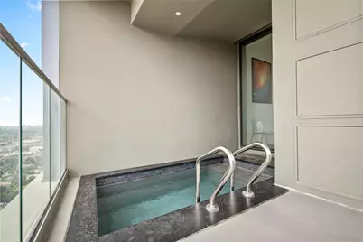 1711 Allen Parkway #3302, Houston, TX 77019 - Photo 18