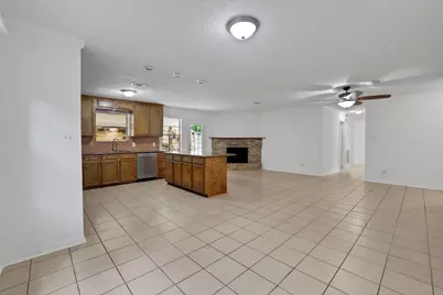 113 Hillendale Drive, Livingston, TX 77351 - Photo 12