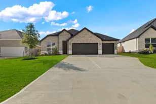 4525 Iguaza Fls Dr, Conroe, TX 77303 - Photo 1