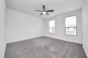 18527 Centro Row, Shenandoah, TX 77385 - Photo 32