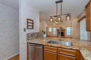 2335 Sunflower Ln, Beaumont, TX 77713 - Photo 6