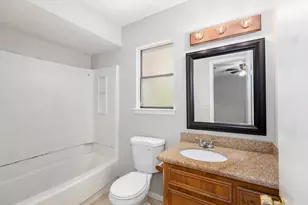 2751 Longleaf Pines Dr, Houston, TX 77339 - Photo 14