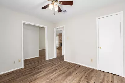 2751 Longleaf Pines Drive, Houston, TX 77339 - Photo 16