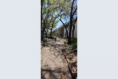 5217 Arboles Drive #D, Houston, TX 77035 - Photo 4