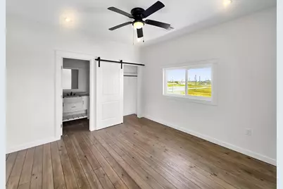 1028 Sunset Circle W, Crystal Beach, TX 77650 - Photo 36
