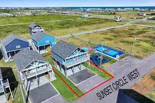 1028 Sunset Circle W, Crystal Beach, TX 77650 - Photo 2