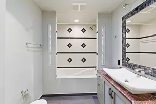 706 Golden Bear Ln, Houston, TX 77339 - Photo 18