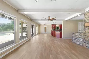 706 Golden Bear Ln, Houston, TX 77339 - Photo 12