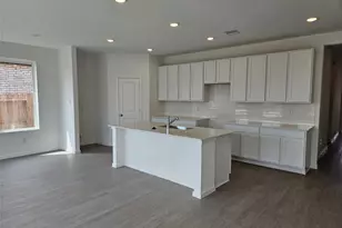 3005 Paradise Capri Dr, Katy, TX 77493 - Photo 2