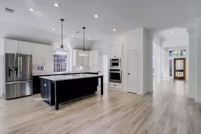 138 Summer Storm Place, The Woodlands, TX 77381 - Photo 6