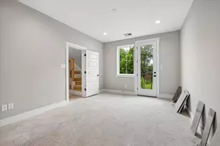 1179 W 19th St, Houston, TX 77008 - Photo 22