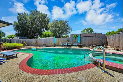 10918 Mulberry Court, La Porte, TX 77571 - Photo 16