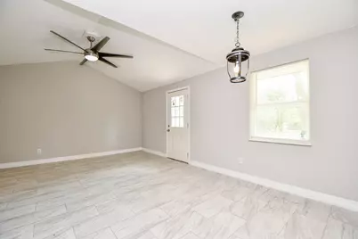 5811 Greencraig Drive, Houston, TX 77035 - Photo 10