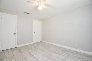 5811 Greencraig Dr, Houston, TX 77035 - Photo 16