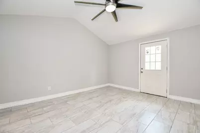 5811 Greencraig Drive, Houston, TX 77035 - Photo 8