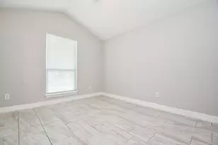 5811 Greencraig Dr, Houston, TX 77035 - Photo 18