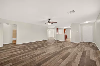 2107 Bishop Hollow Lane, Rosenberg, TX 77471 - Photo 4