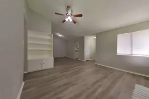 6329 Porterway Dr, Houston, TX 77084 - Photo 2