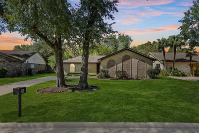 242 Blackwater Lane, Houston, TX 77015 - Photo 2