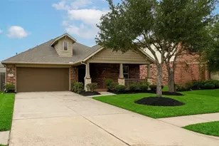 8235 Aleppo Pine Ln, Cypress, TX 77433 - Photo 2