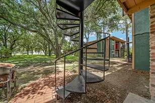 411 Ave A, La Marque, TX 77568 - Photo 18