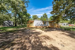 180 County Road 4251, Palestine, TX 75803 - Photo 2