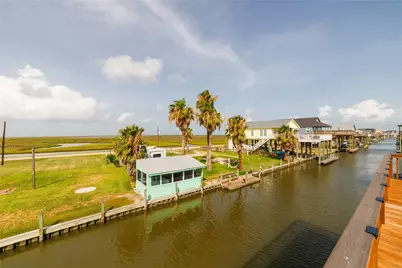 708 Dolphin Dr, Freeport, TX 77541 - Photo 22