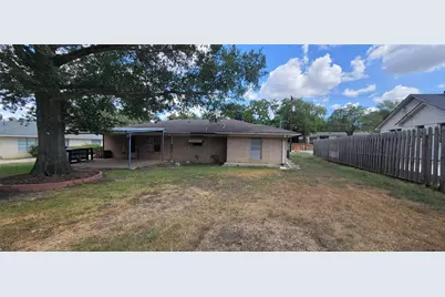 1900 S Day Street, Brenham, TX 77833 - Photo 14