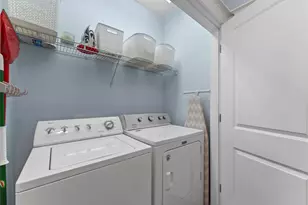 4241 Pointe W Dr, Galveston, TX 77554 - Photo 24