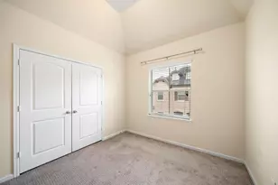 9910 Spring Shadows Park Cir, Houston, TX 77080 - Photo 26