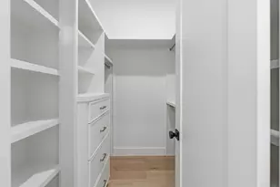 1933 Ridgemore Dr, Houston, TX 77055 - Photo 38