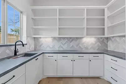 1933 Ridgemore Drive, Houston, TX 77055 - Photo 16