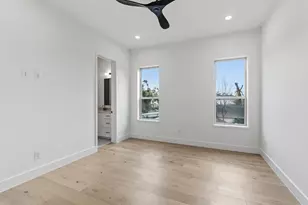 1933 Ridgemore Dr, Houston, TX 77055 - Photo 36