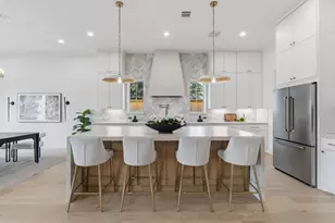 1933 Ridgemore Dr, Houston, TX 77055 - Photo 12