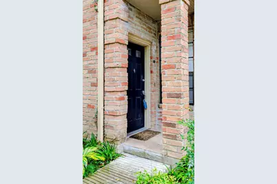 2255 Braeswood Park Drive #235, Houston, TX 77030 - Photo 4