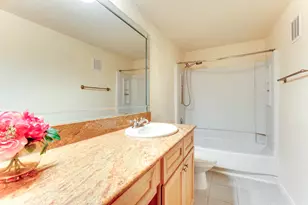 2255 Braeswood Park Dr, Houston, TX 77030 - Photo 36