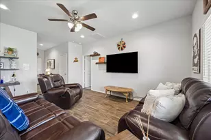 726 Desert Pea Ln, Arcola, TX 77583 - Photo 4