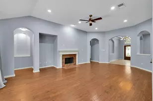 7 Caelin Ct, The Woodlands, TX 77382 - Photo 18