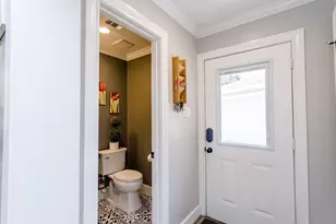 9410 Fairdale Ln, Houston, TX 77063 - Photo 20