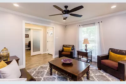 9410 Fairdale Lane, Houston, TX 77063 - Photo 6